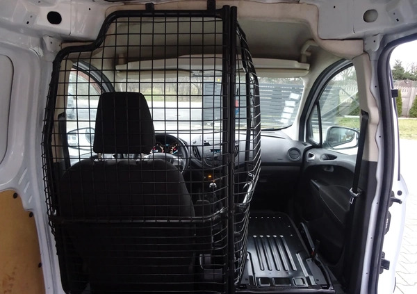 Ford Courier cena 27900 przebieg: 128000, rok produkcji 2016 z Gostynin małe 436